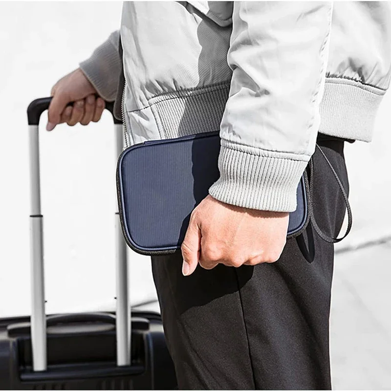 Lightweight Family Travel Pass - đánh giá và giá Travel Accessories Passport Holder