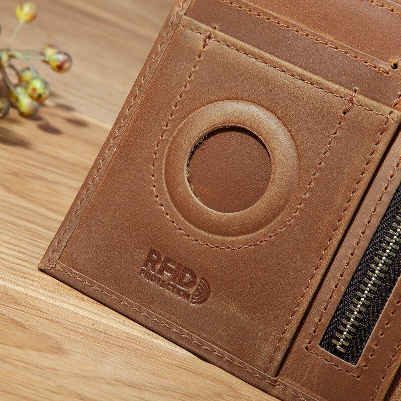 Fashionable Unisex Mad  Leathe - đánh giá và giá Travel Accessories Passport Holder